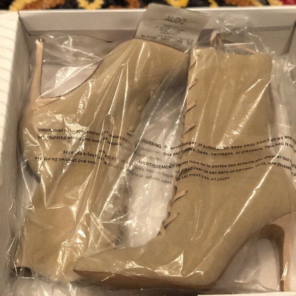 ALDO BOOTS - Picture 2 of 5